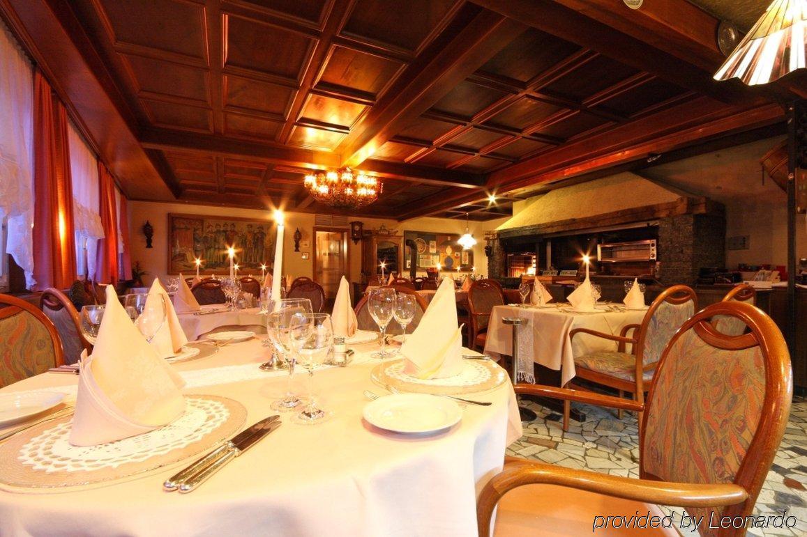 Lifestyle & Spa Hotel Graecherhof Grächen Restaurang bild