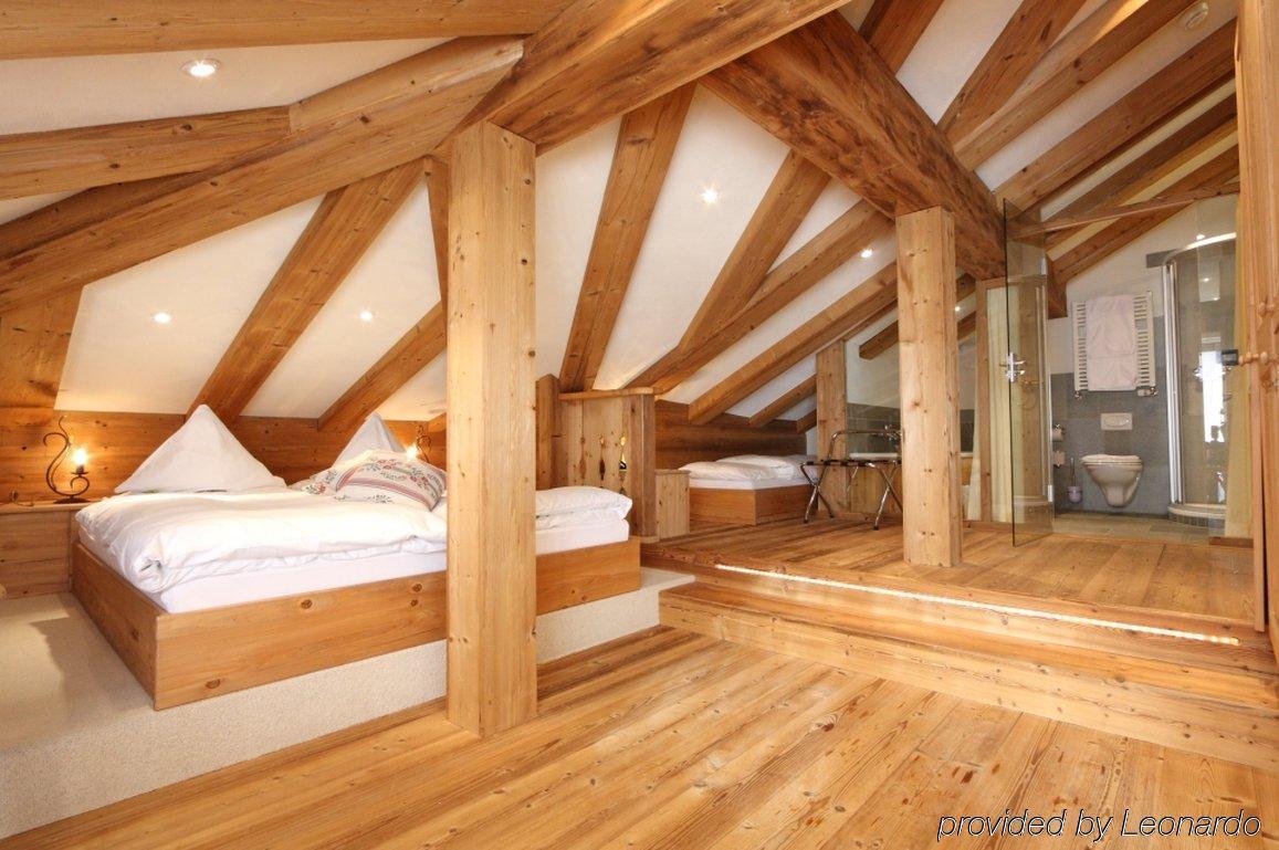 Lifestyle & Spa Hotel Graecherhof Grächen Rum bild